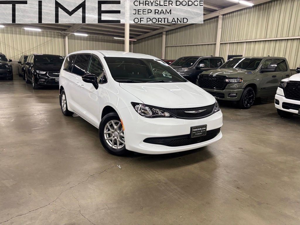 2026 Chrysler Voyager LX