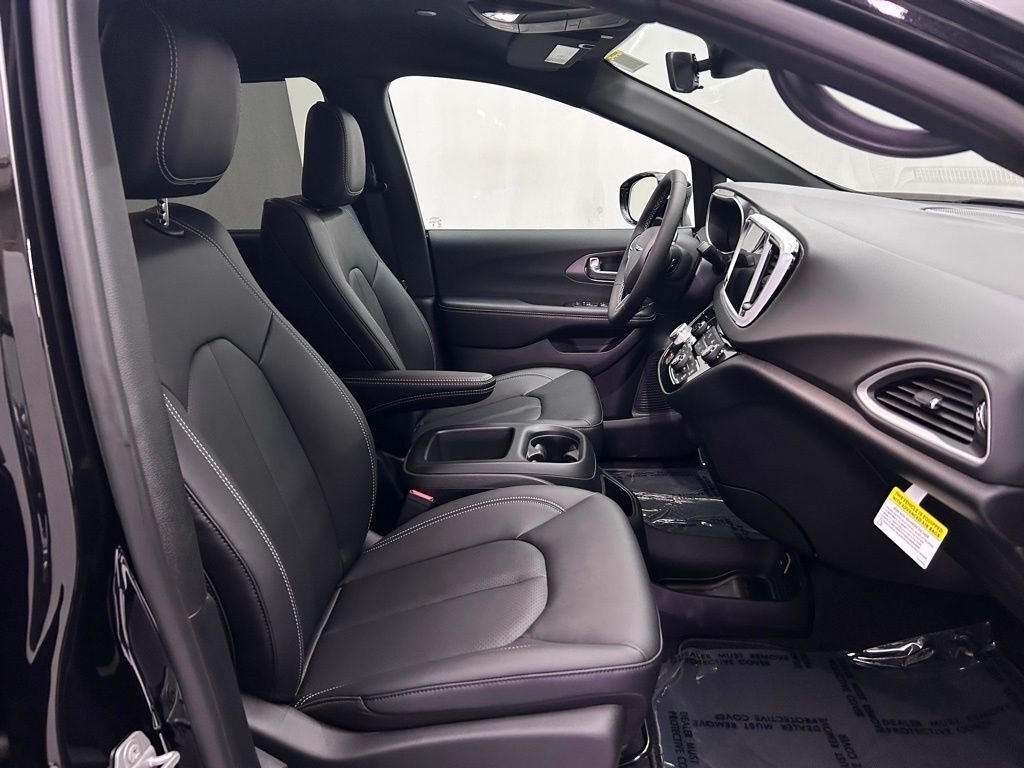 2026 Chrysler Voyager LX Portland OR