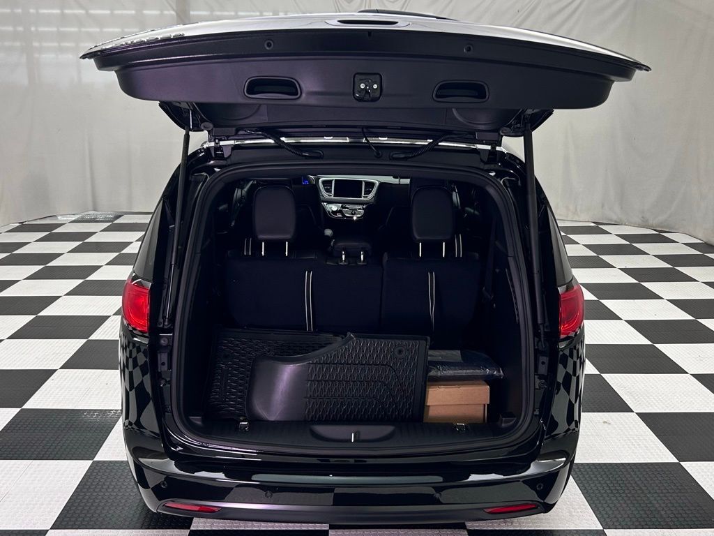 2026 Chrysler Voyager LX Portland OR