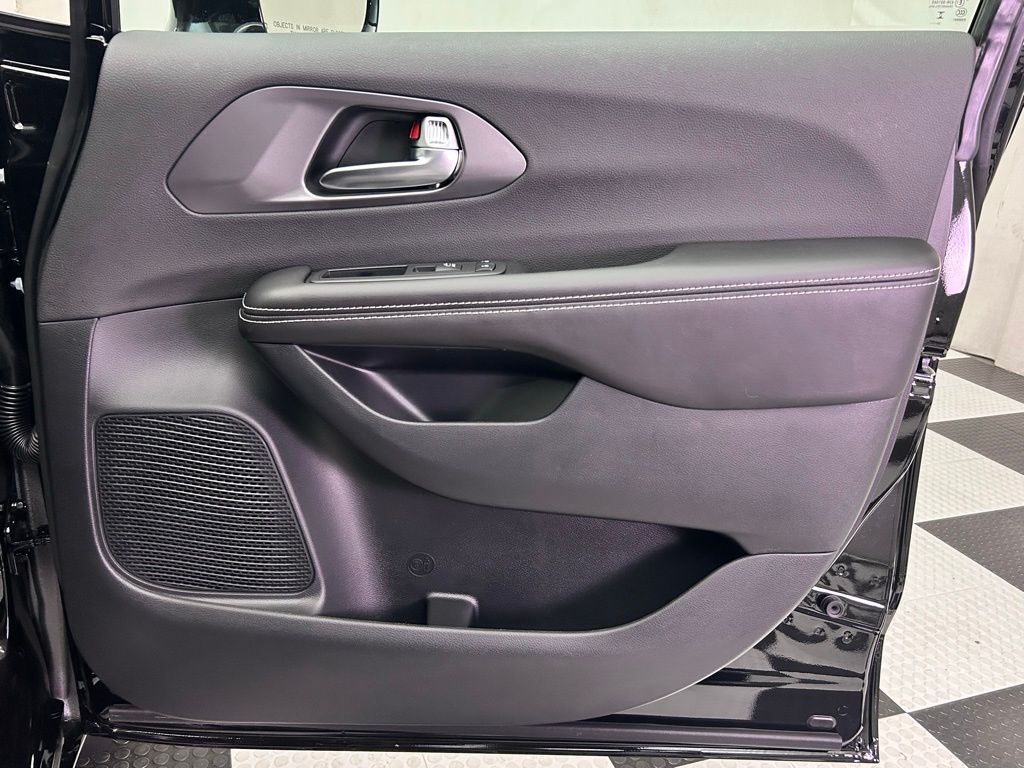 2026 Chrysler Voyager LX Portland OR