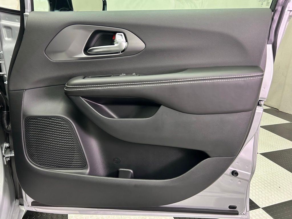 2026 Chrysler Voyager LX Portland OR