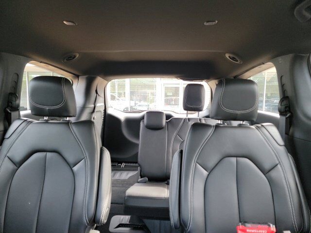 2026 Chrysler Voyager LX Washington MO