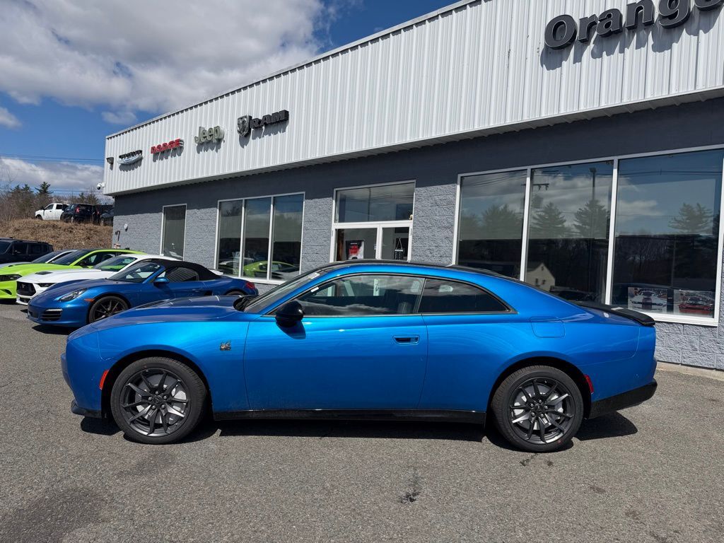 2026 Dodge Charger SCAT PACK PLUS 2-DOOR AWD Orange MA