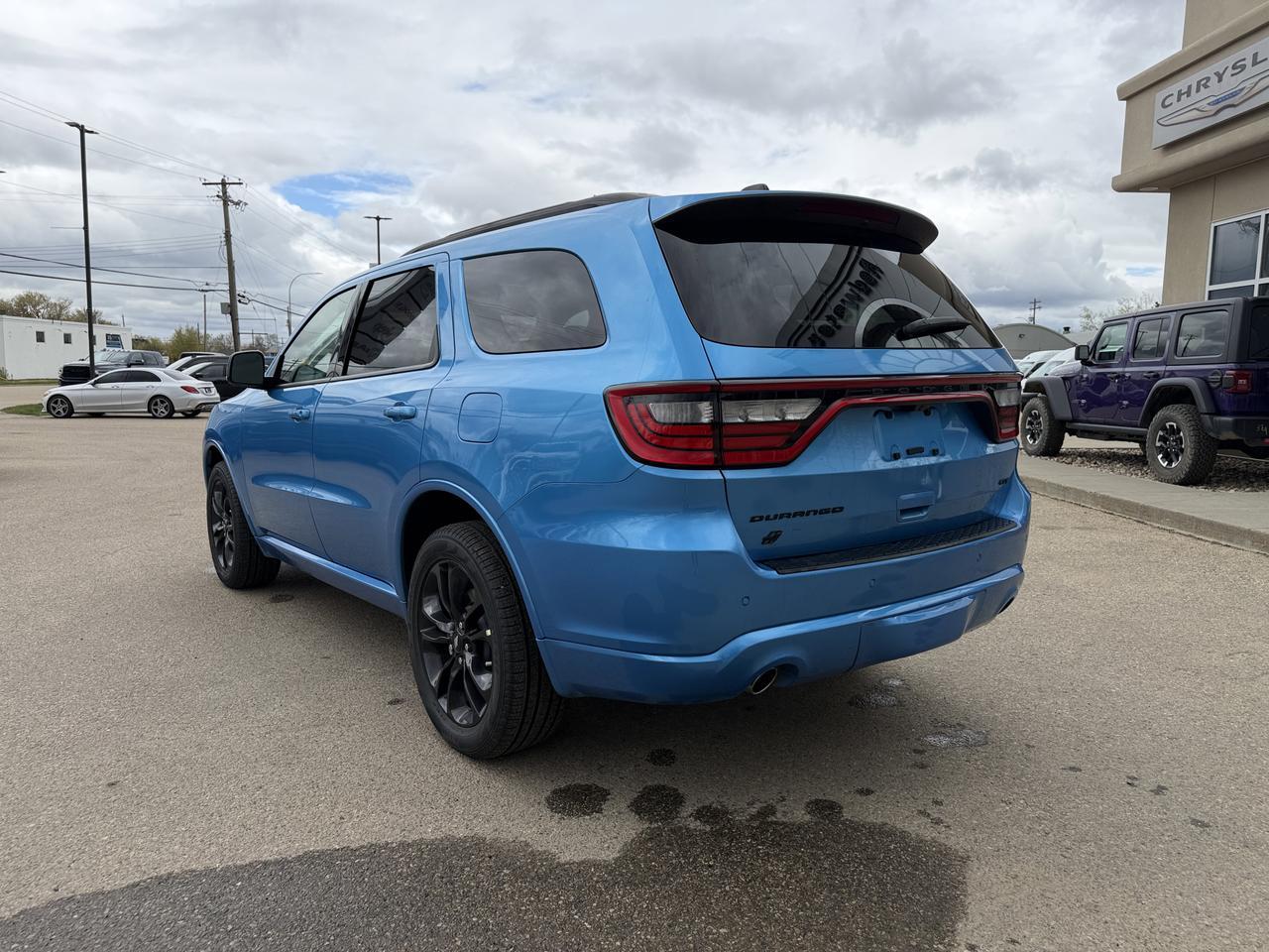 2026 Dodge Durango GT Plus AWD | B5 Blue | V6 | 3rd Row Seating | Leather | NAV | Sunroof | Power Liftgate Redwater AB