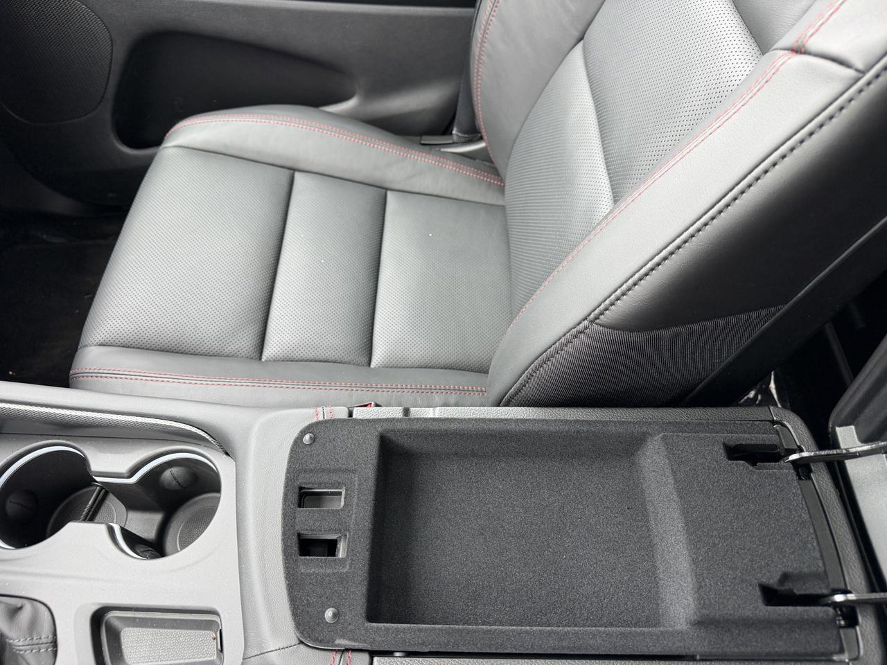 2026 Dodge Durango GT Plus AWD | B5 Blue | V6 | 3rd Row Seating | Leather | NAV | Sunroof | Power Liftgate Redwater AB
