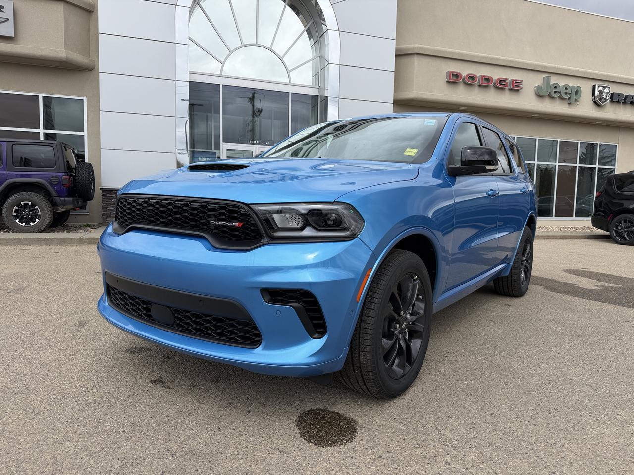 2026 Dodge Durango GT Plus AWD | B5 Blue | V6 | 3rd Row Seating | Leather | NAV | Sunroof | Power Liftgate Redwater AB
