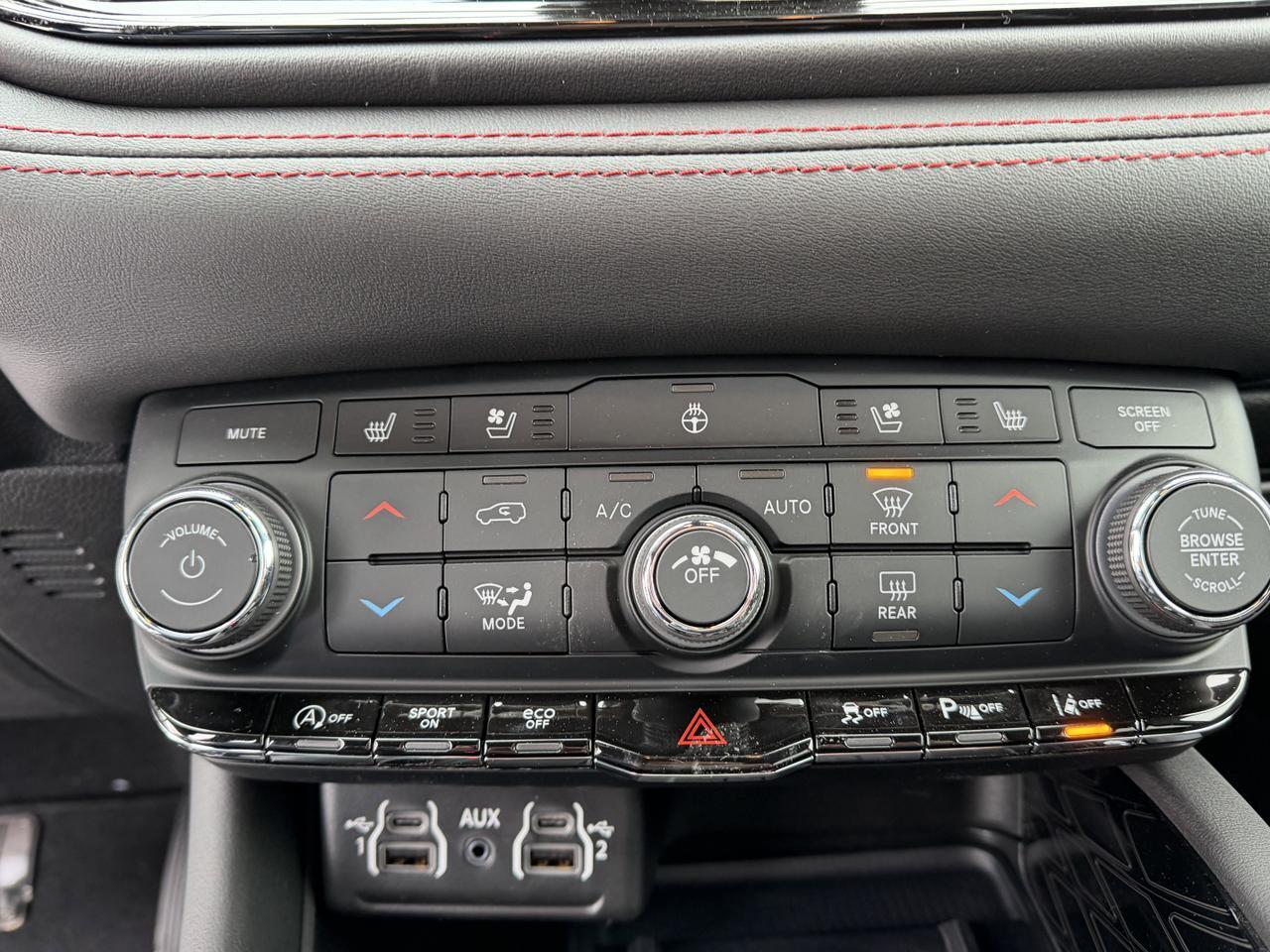 2026 Dodge Durango GT Plus AWD | Power Sunroof | NAV | Heated Vented Seats | Remote Start | Power Liftgate | Alpine Redwater AB