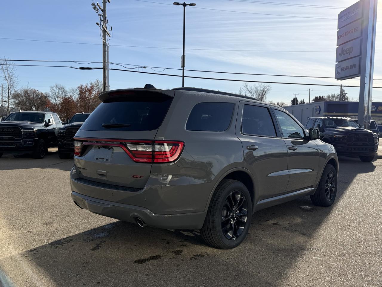 2026 Dodge Durango GT Plus AWD | V6 | Blacktop Redline SRT | 6 Passenger | Backup Camera | Heated Vented Seats Redwater AB