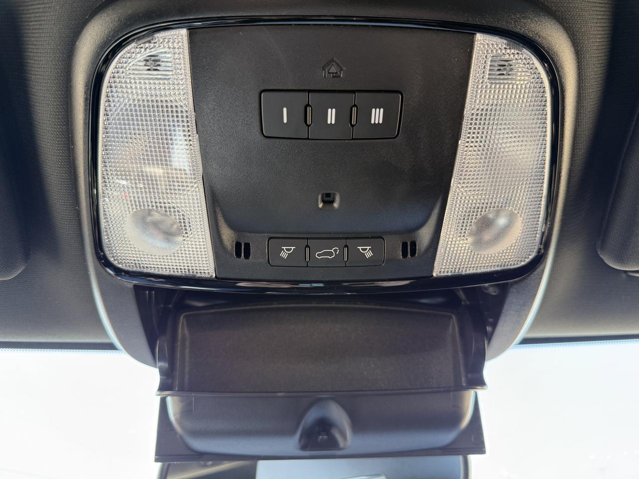 2026 Dodge Durango SXT AWD SUV | Low KMs | V6 Pentastar | Destroyer Grey | Heated Front Seats | Power Liftgate Redwater AB