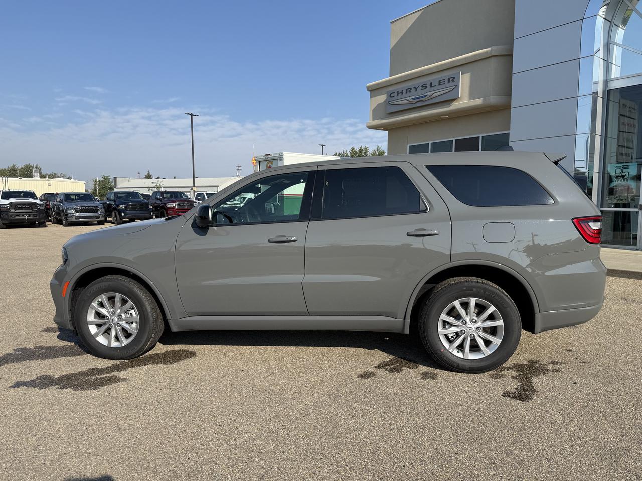 2026 Dodge Durango SXT AWD SUV | Low KMs | V6 Pentastar | Destroyer Grey | Heated Front Seats | Power Liftgate Redwater AB