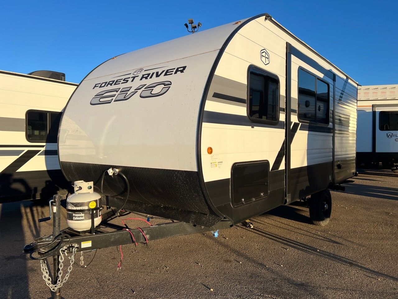 2026 FOREST RIVER STEALTH EVO 17BHS High Level AB