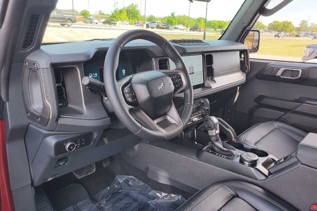 2026 Ford Bronco Badlands Hondo TX