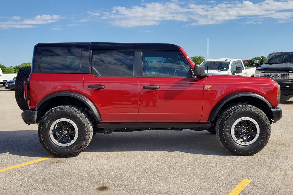 2026 Ford Bronco Badlands Hondo TX