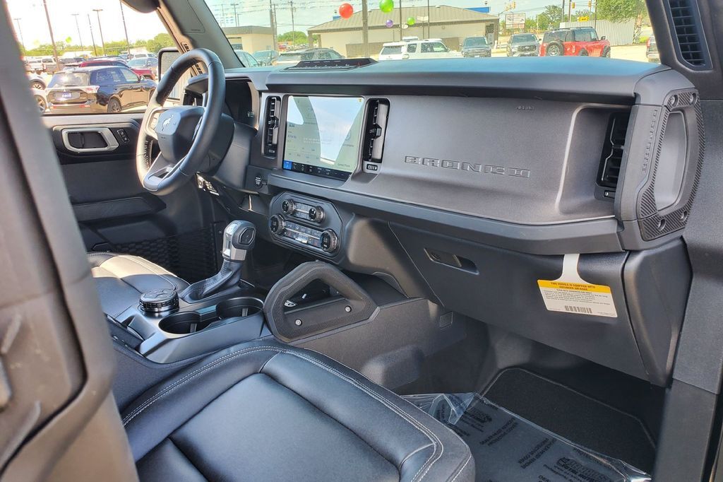 2026 Ford Bronco Badlands Hondo TX