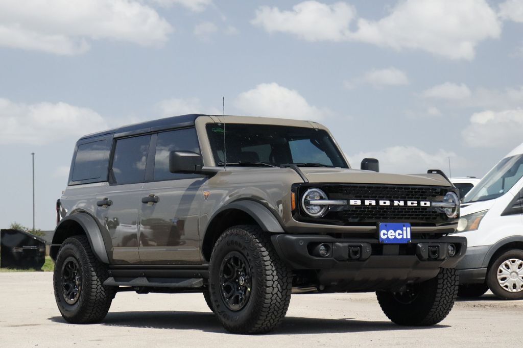 2026 Ford Bronco Badlands Hondo TX