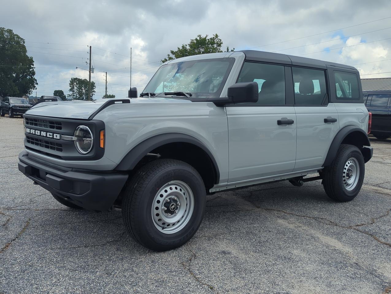 2026 Ford Bronco Base Appleton WI