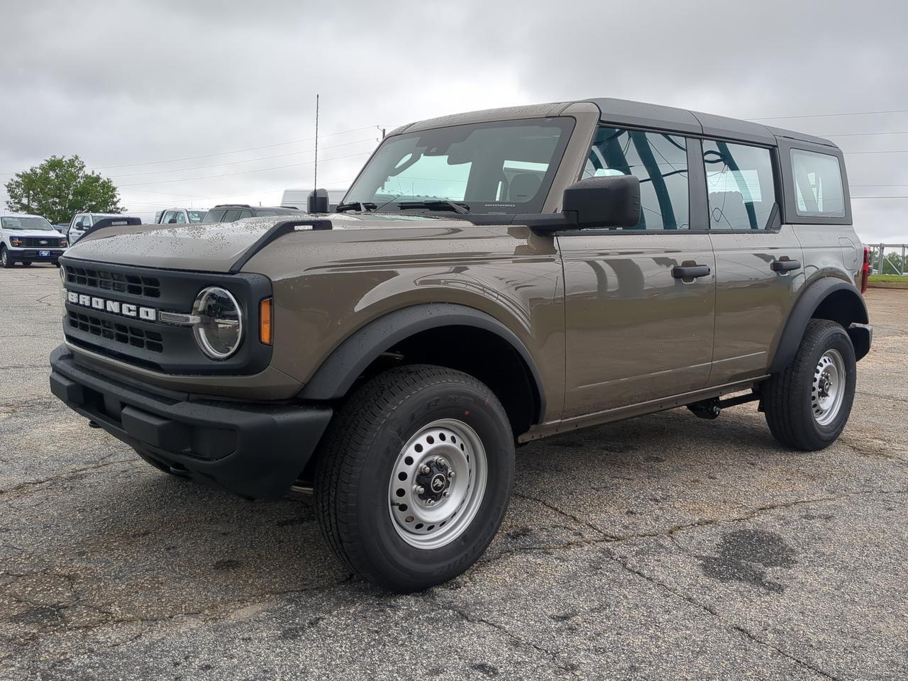 2026 Ford Bronco Base Appleton WI