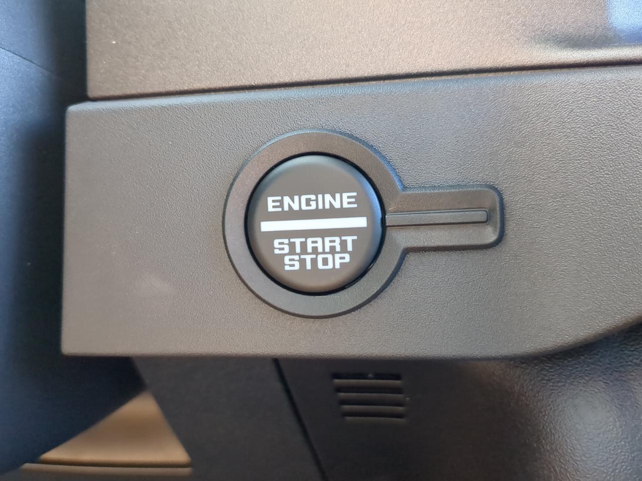 2026 Ford Bronco Base Appleton WI
