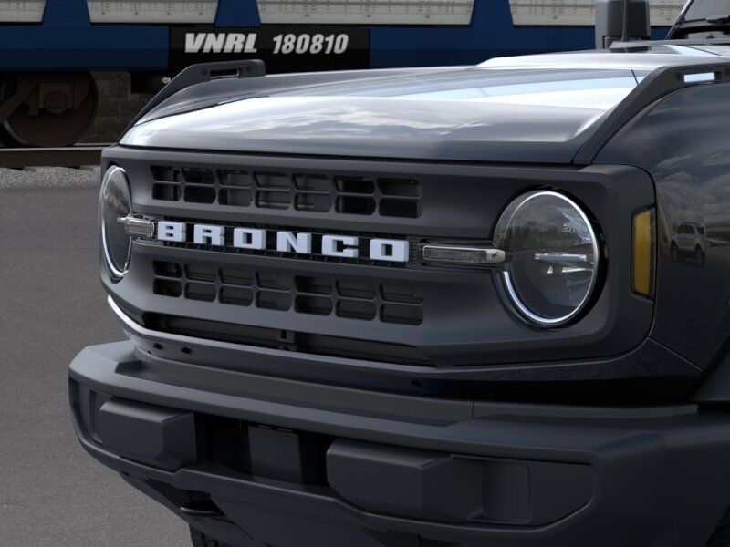 2026 Ford Bronco Base Appleton WI