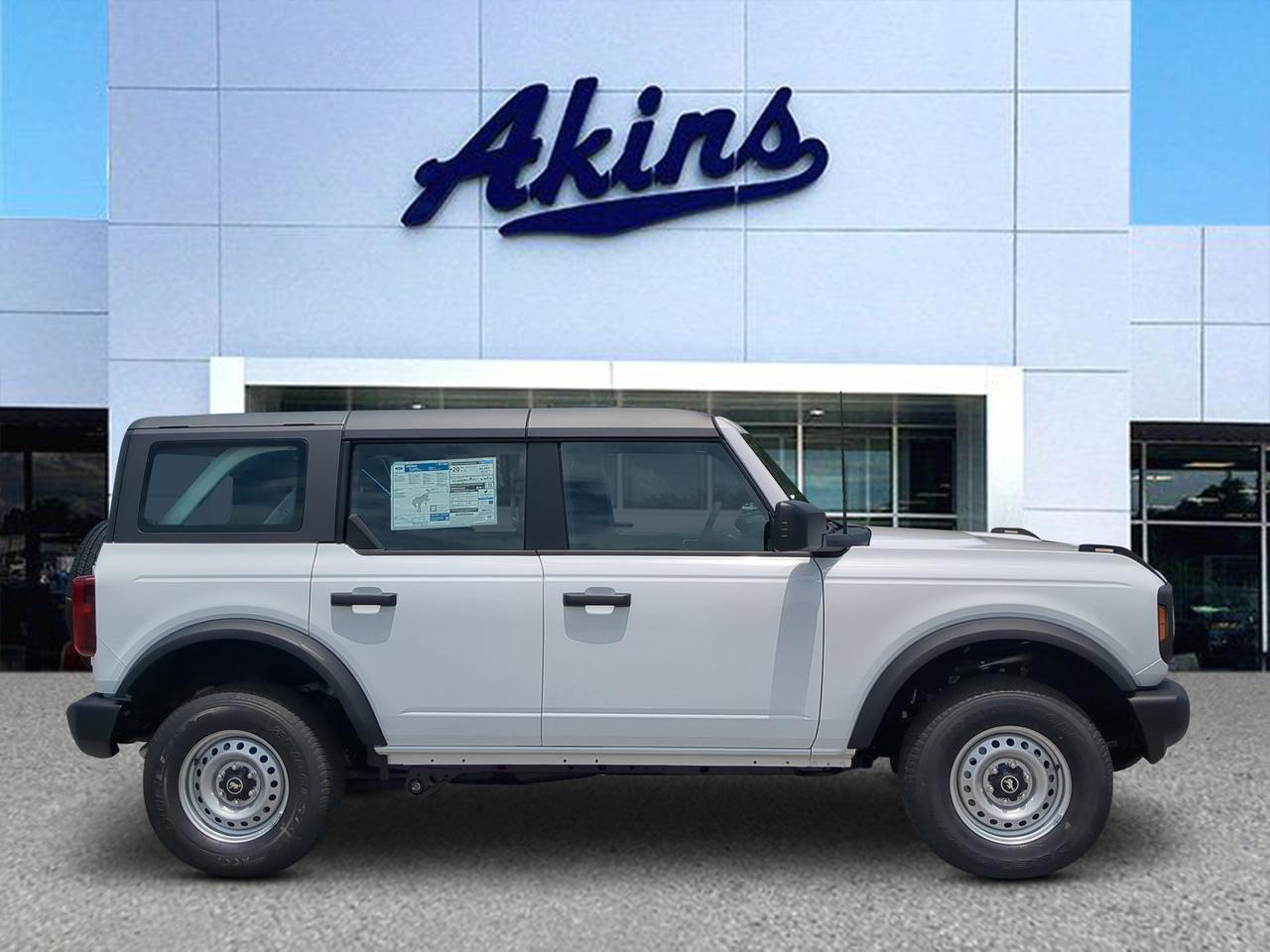 2026 Ford Bronco Base