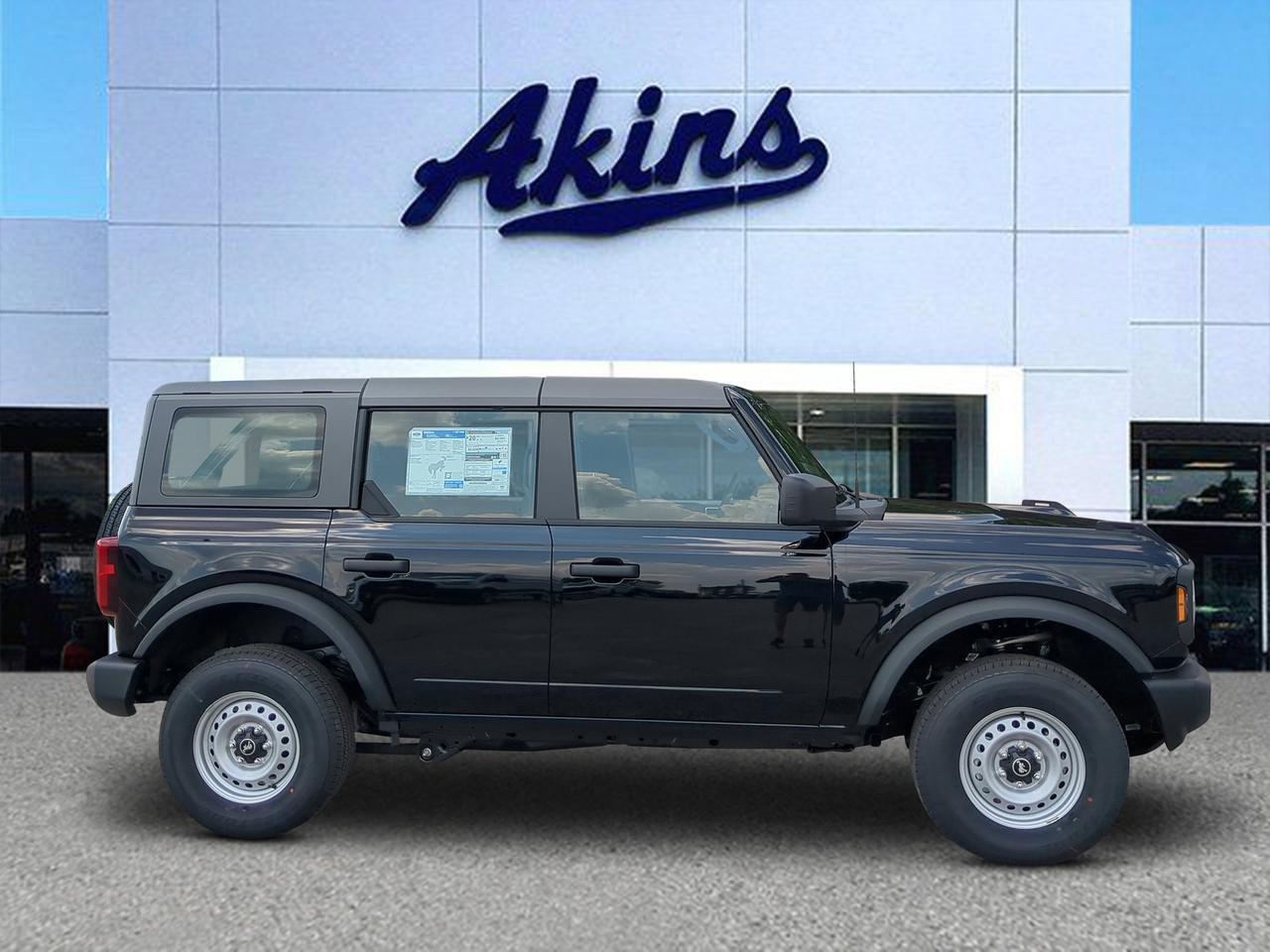 2026 Ford Bronco Base