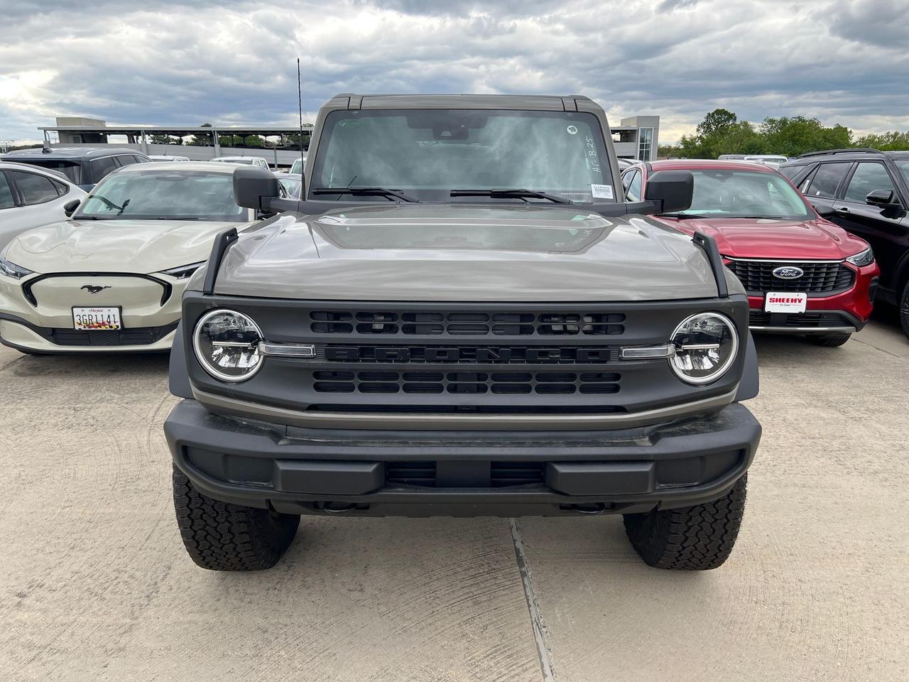 2026 Ford Bronco Big Bend W/ Matte Black Custom Garage Gaithersburg MD