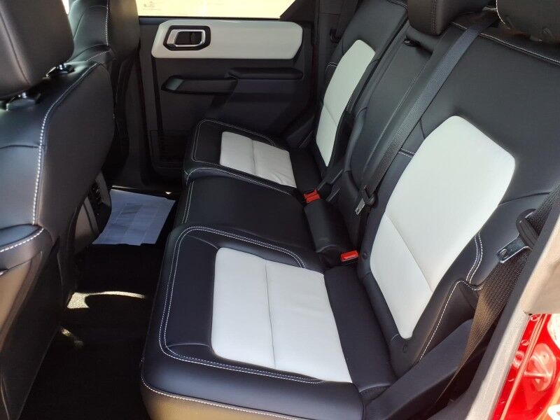 2026 Ford Bronco Outer Banks Del Rio TX