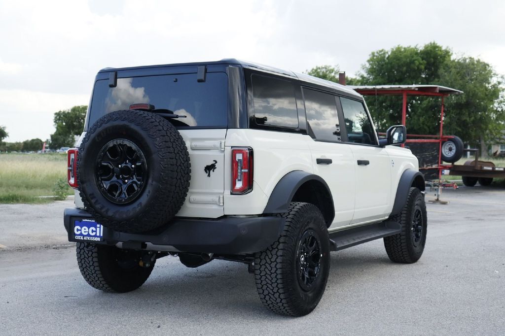 2026 Ford Bronco Outer Banks Hondo TX