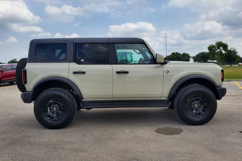 2026 Ford Bronco Outer Banks Hondo TX