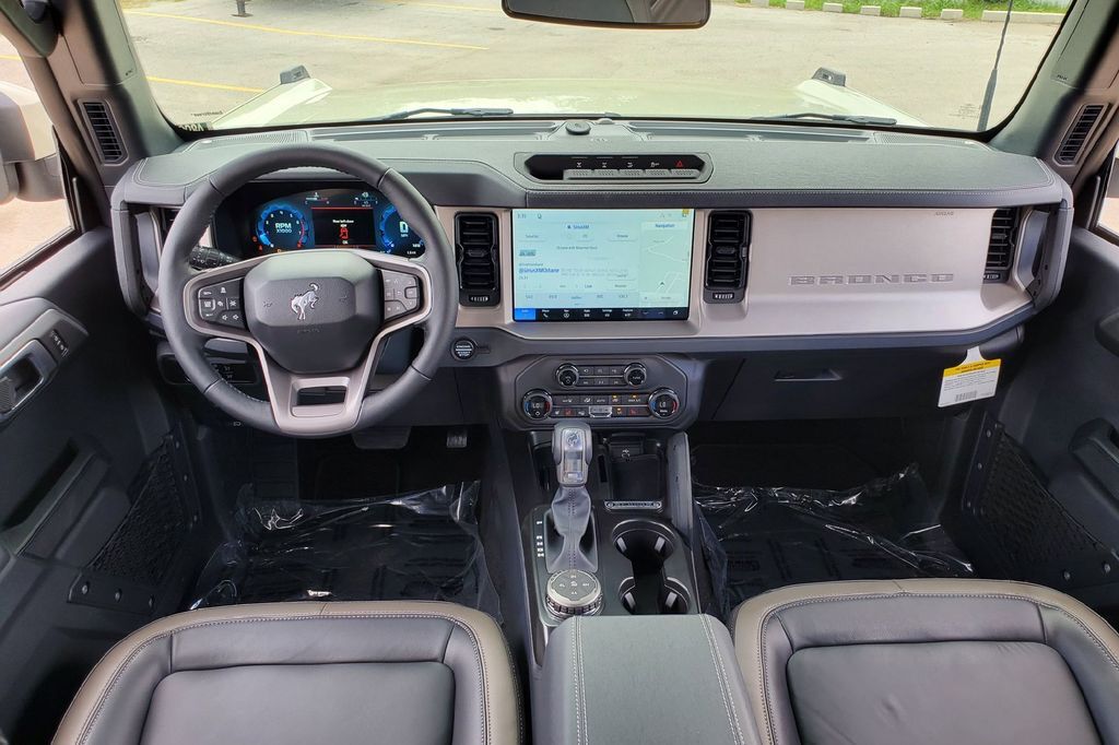 2026 Ford Bronco Outer Banks Hondo TX