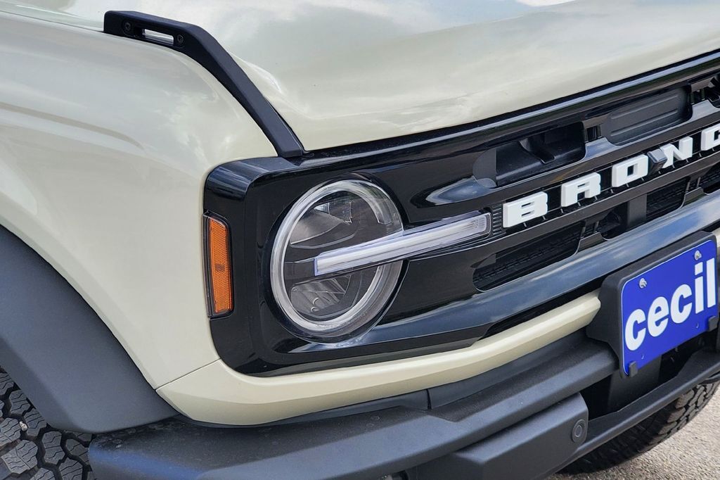 2026 Ford Bronco Outer Banks Hondo TX