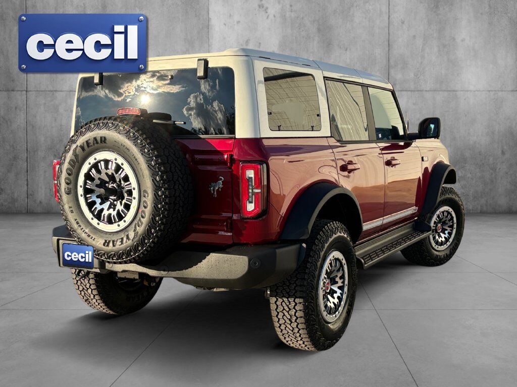 2026 Ford Bronco Outer Banks Hondo TX