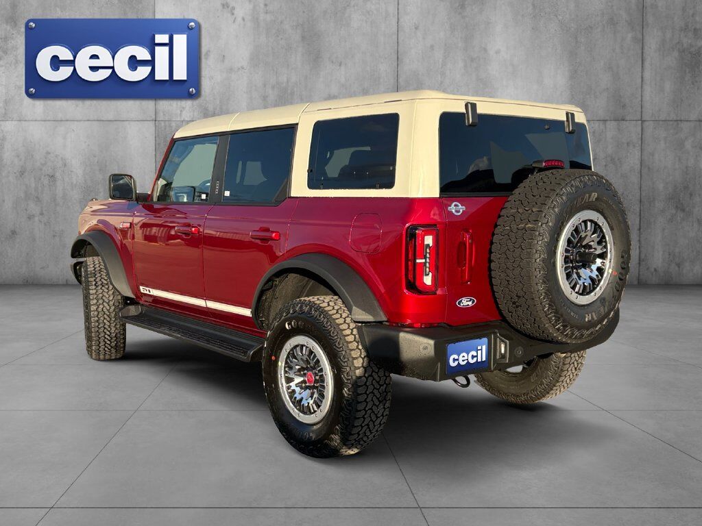 2026 Ford Bronco Outer Banks Hondo TX