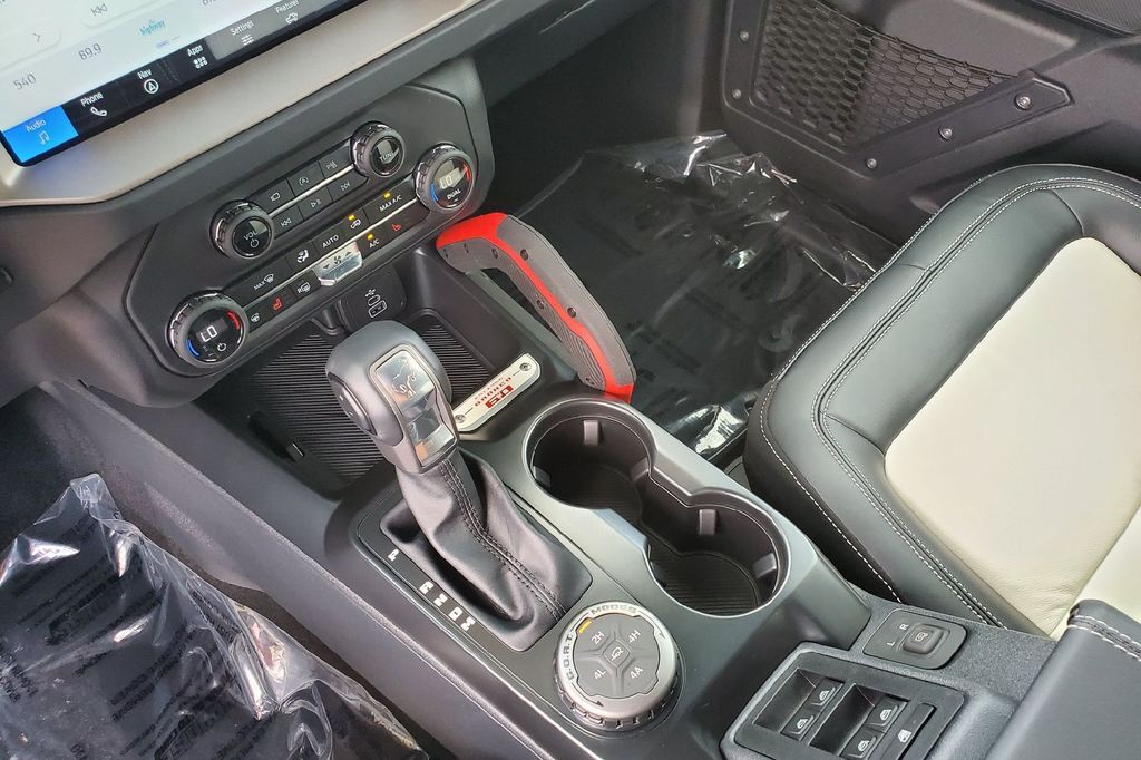 2026 Ford Bronco Outer Banks Hondo TX