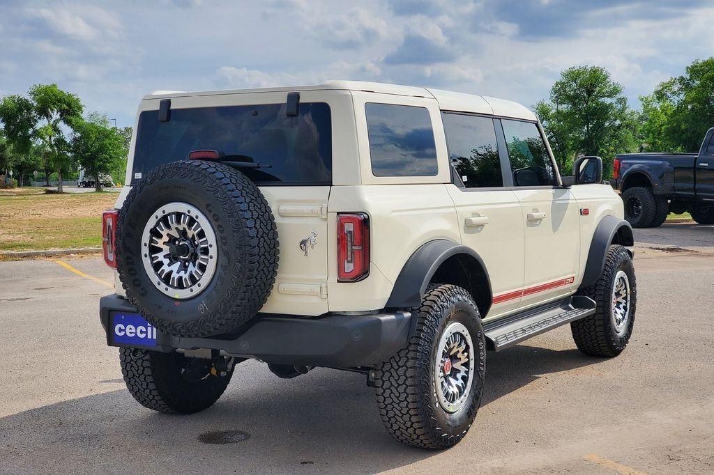 2026 Ford Bronco Outer Banks Hondo TX