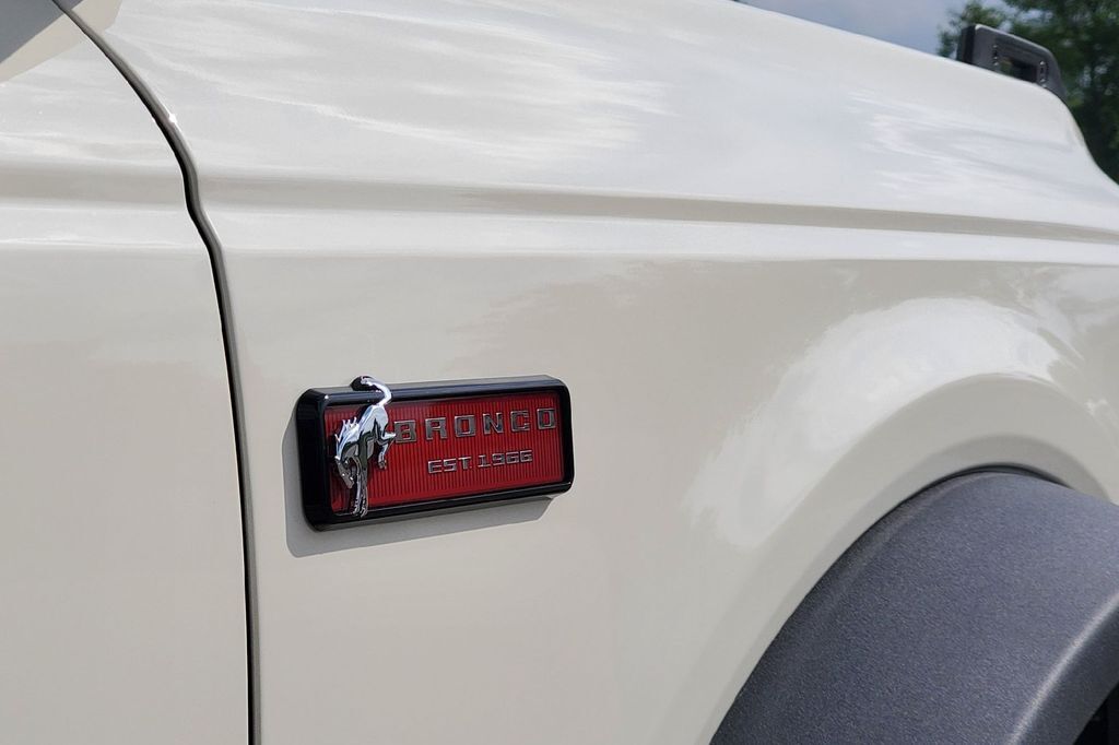 2026 Ford Bronco Outer Banks Hondo TX