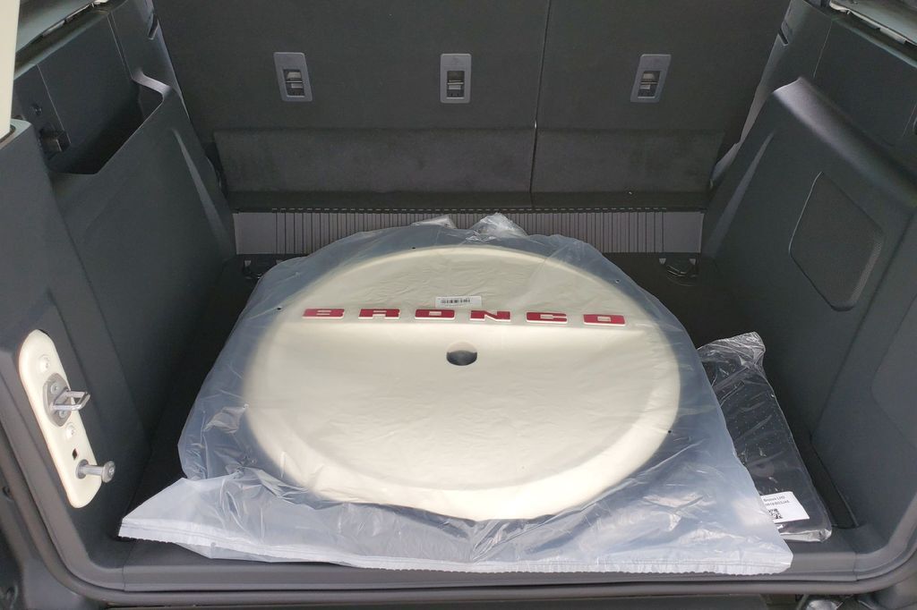 2026 Ford Bronco Outer Banks Hondo TX