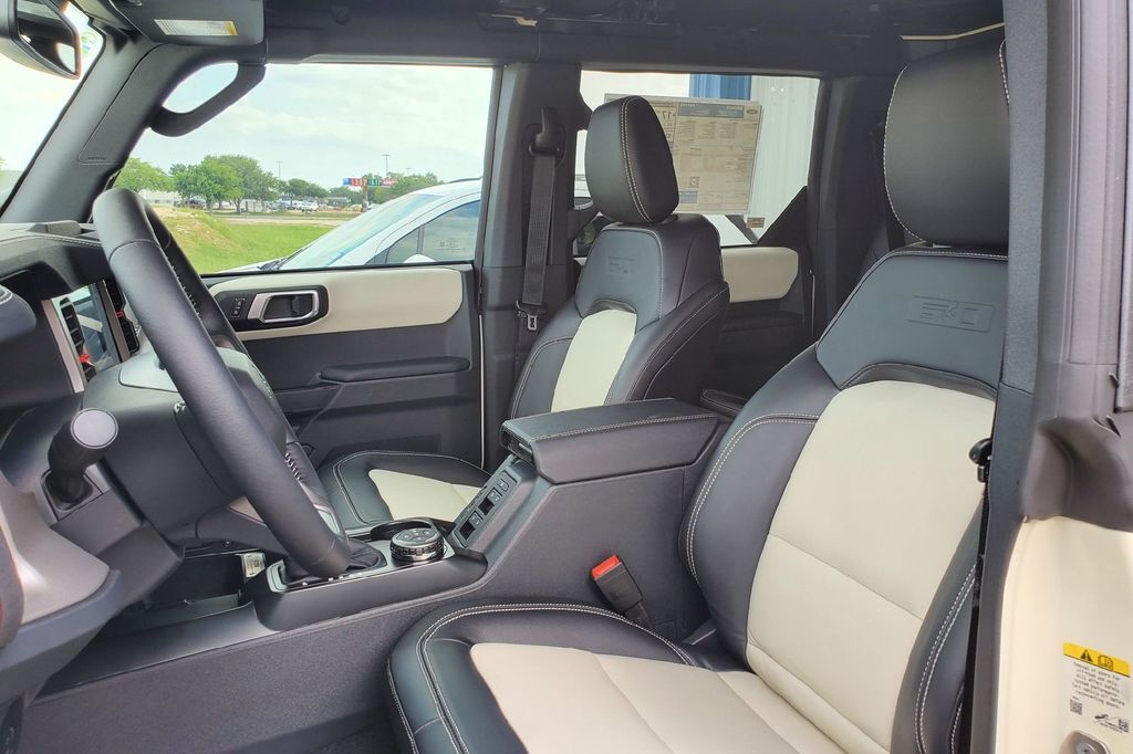 2026 Ford Bronco Outer Banks Hondo TX