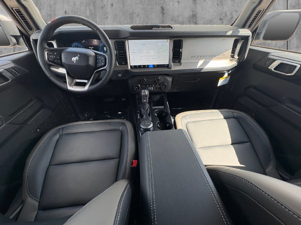 2026 Ford Bronco Outer Banks Hondo TX