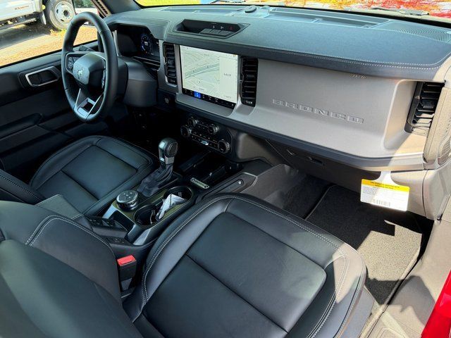 2026 Ford Bronco Outer Banks CANDY CANE PACKAGE Springfield VA