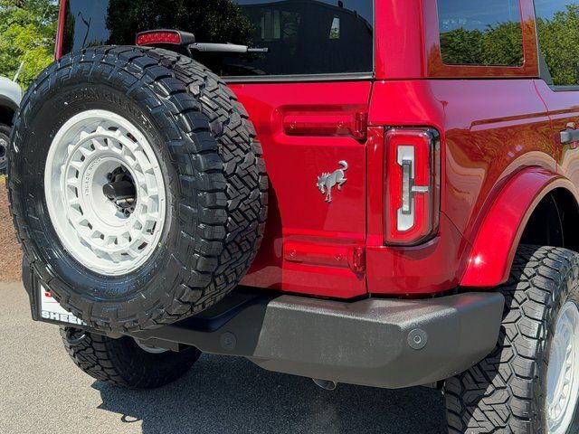 2026 Ford Bronco Outer Banks CANDY CANE PACKAGE Springfield VA