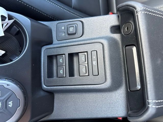 2026 Ford Bronco Outer Banks Random Lake WI