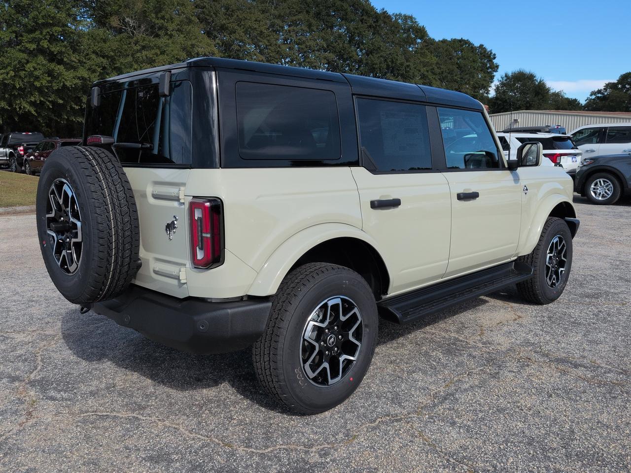 2026 Ford Bronco Outer Banks Appleton WI