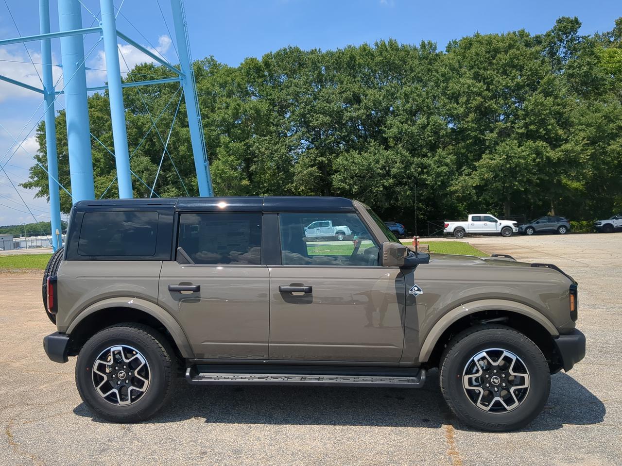 2026 Ford Bronco Outer Banks Appleton WI