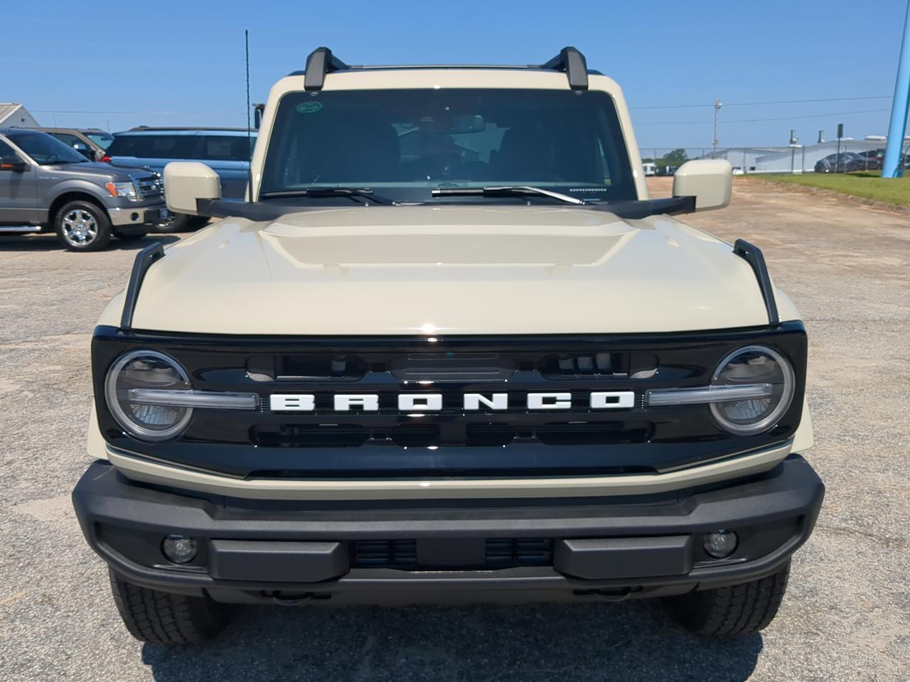 2026 Ford Bronco Outer Banks Appleton WI
