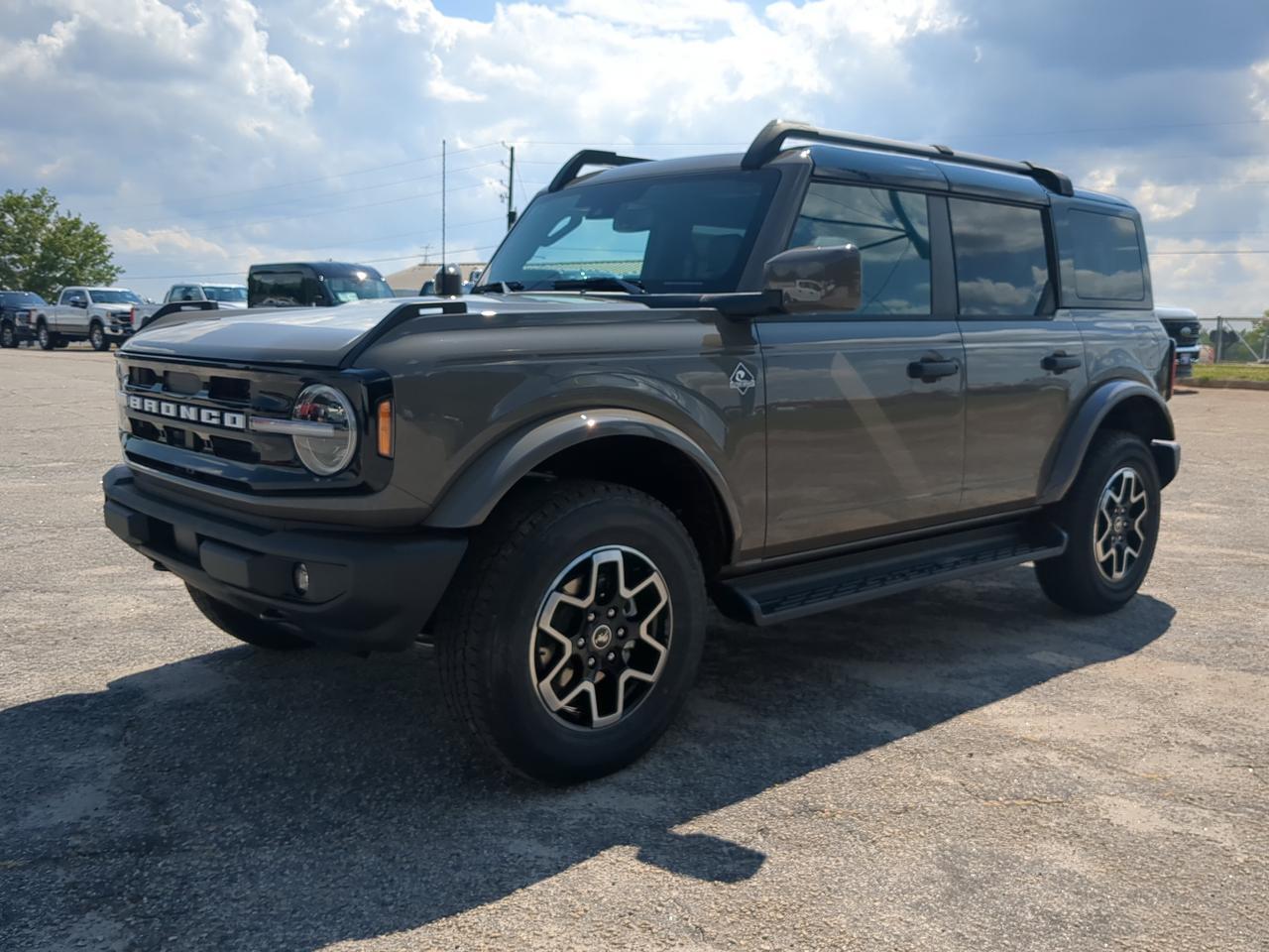 2026 Ford Bronco Outer Banks Appleton WI