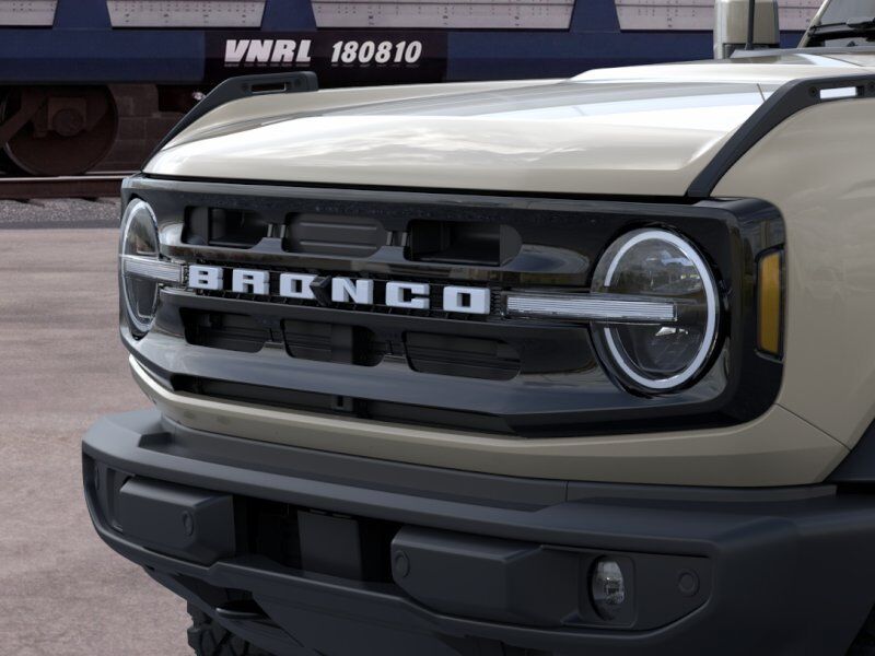 2026 Ford Bronco Outer Banks Appleton WI