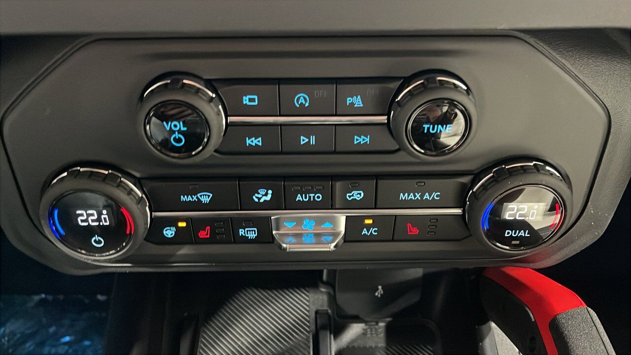 2026 Ford Bronco Outer Banks Sherwood Park AB