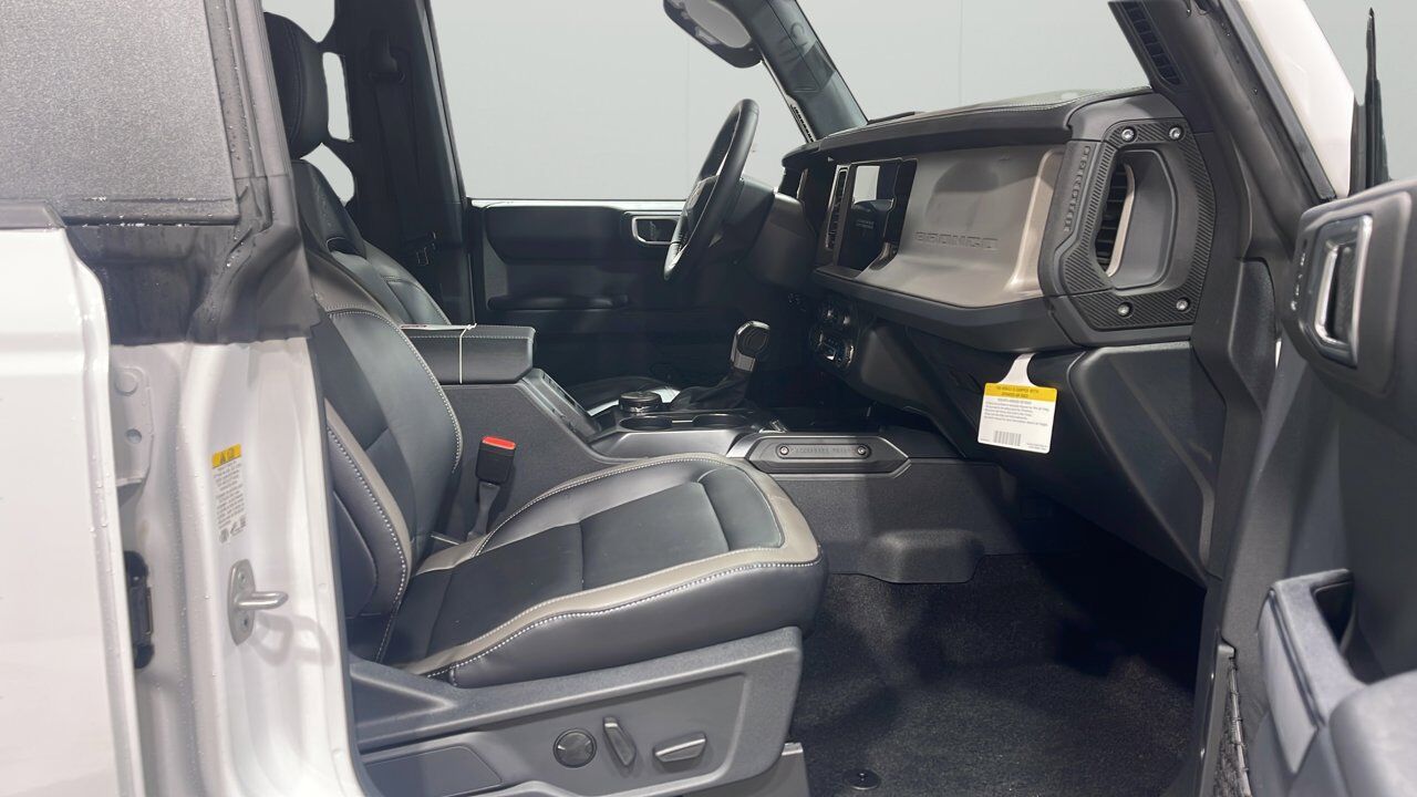 2026 Ford Bronco Outer Banks Sherwood Park AB