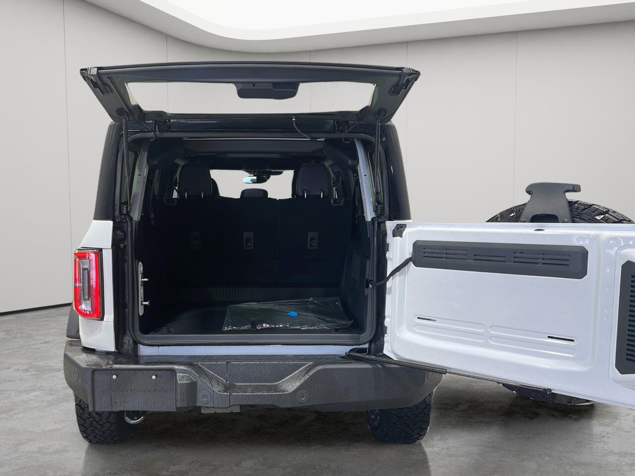 2026 Ford Bronco Outer Banks Sherwood Park AB